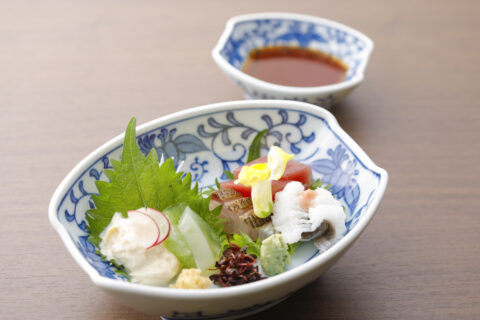 向付・旬の魚と汲み上げ湯葉のお造り