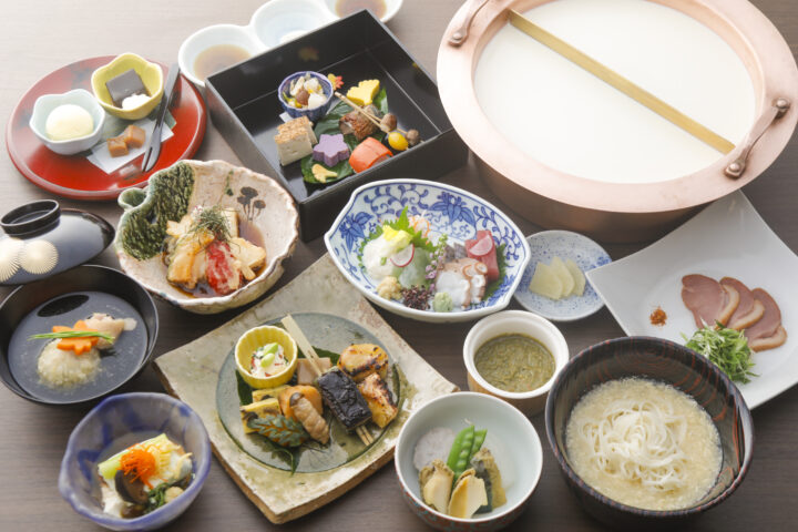 Seasonal New Yuba Kaiseki “Hana-Akari” (Gion restaurant)