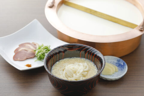 御飯・稲庭うどん湯葉鴨南蛮