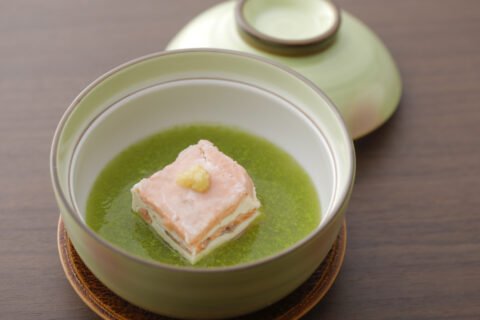 蒸物・桜鱒博多豆腐うすい餡掛け