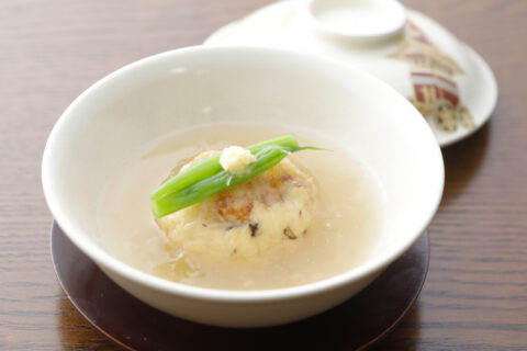 蒸物・海老飛龍頭のふかひれ餡掛け